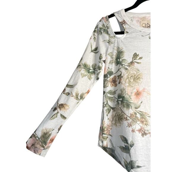 Chaser Women's Cut Out Shoulder Long Sleeve Floral Pullover Top Sz M Cream NWOT - Picture 2 of 6